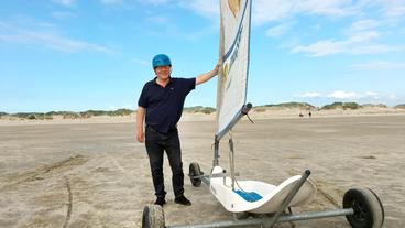 Armin beim Strandsegeln in Sankt Peter-Ording.