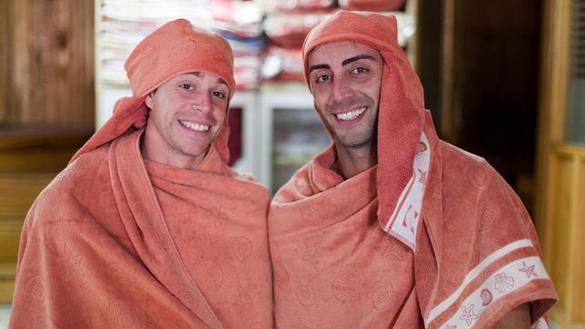 Checker Tobi Der Türkei-Check: Abenteuer quer durchs Land 18.06.2016 Checker Tobi und sein Freund Feri in einem Hamam in Safranbolu.