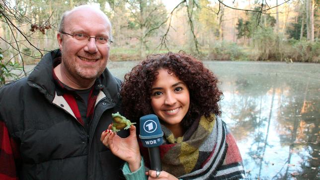 Siham mit Waldschulleiter Frank Küchenhoff.