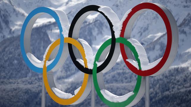 Schnee auf den Olympischen Ringen 