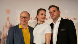 Ebenso kamen die Stars der Eberhofer-Krimis: Simon Schwarz (spielt den Rudi Birkenberger),  Lisa Maria Potthoff (im Film die Susi), sowie Sebastian Bezzel, der Franz Eberhofer verkörpert.