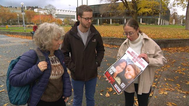 Nufar und Yuval Buchshtab vermissen ihren Bruder und dessen Frau, die Geiseln der Hamas wurden.