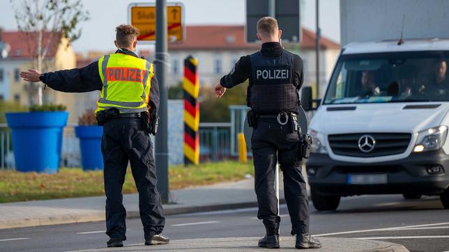 Stationäre Kontrollen an den Grenzen zu Tschechien und Polen?