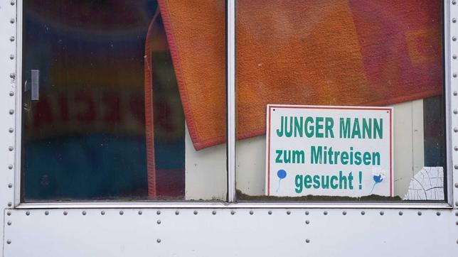 Junger Mann zum Mitreisen gesucht – Schaustellern fehlt es an Personal