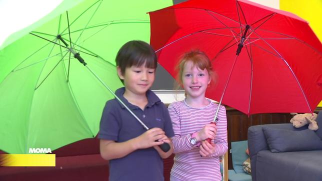 Kinder erklären den Herbst