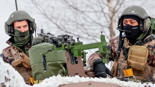 Soldaten bei einer Übung.