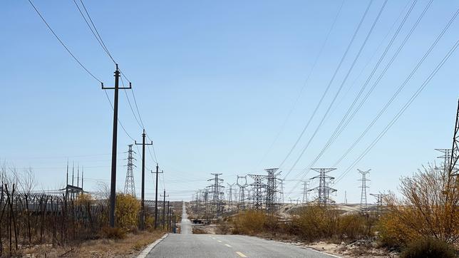 China sichert die Stromversorgung mit erneuerbaren Energien und Kohle.