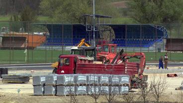 In Felscut entsteht ein neues Fußballstadion.