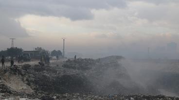 Syrien: Idlib – Müllhalde statt Schule – eine ruinierte Kindheit ohne Zukunft