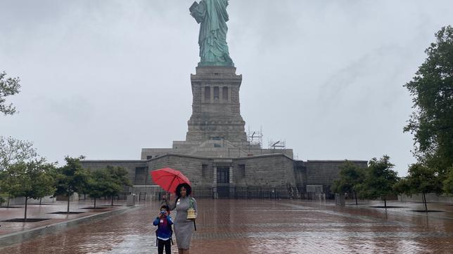 USA: New York – Architektin Pascale Sablan hat Karriere gemacht, Schwarze sollen nicht benachteiligt werden.