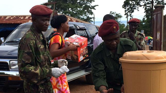 Desinfektions-Station in Sierra Leone