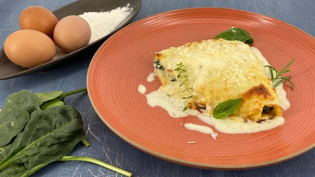 Gratinierte Crespelle mit Ricotta-Spinat und Schinken
