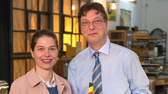 Meike Droste (l.) als Risikoanalystin Carla Temme und Martin Brambach (r.) als ihr Chef Hans-Peter Mühlens