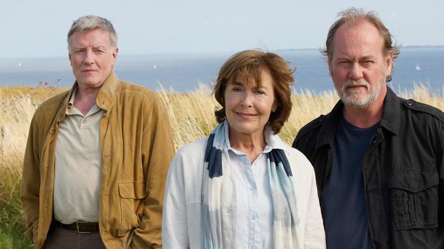 An der Seite des naturverbundenen Konrad (Peter Haber, re.) findet Anne Bruckmann (Thekla Carola Wied) mehr Erfüllung, als bei ihrem Ehemann Norbert (Manfred Zapatka).