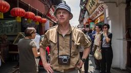 Hector (Simon Pegg) schaut sich in Shanghai um.