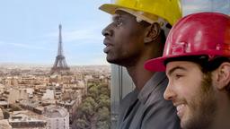 Samba (Omar Sy) und sein Freund Wilson (Tahar Rahim, re.) arbeiten illegal auf dem Bau.