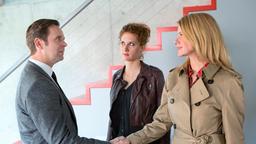 Sophie Haas (Caroline Peters), Jogereit (Matthias Matschke) und Mara (Julia Riedler)