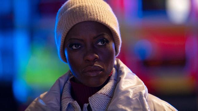 Amokfahrt? Suizid? Mord? Anaïs Schmitz (Florence Kasumba) muss in jede Richtung denken