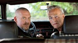 Freddy Schenk und Max Ballauf im Auto