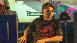 Um an weitere Namen der anonymen Spieler zu gelangen, schleusen die Kommissare Oskar Weber (Yuri Völsch), einen Shooting-Star der E-Sports-Szene, in die Gruppe ein.