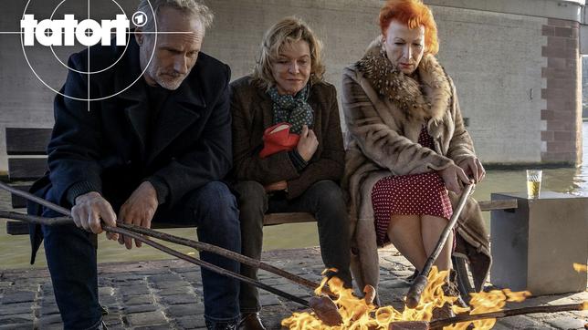  Paul Brix (Wolfram Koch), Anna Janneke (Margarita Broich), Fanny (Zazie de Paris) und Kriminalassistent Jonas (Isaak Dentler).