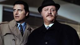 Helmut Fischer als Kriminalkommissar Ludwig Lenz und Gustl Bayrhammer als Kriminalinspektor Veigl
