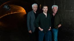 Franz Leitmayr (Udo Wachtveitl), Kalli Hammermann (Ferdinand Hofer) und Ivo Batic (Miroslav Nemec) (v.l.n.r.) ermitteln im "Tatort: Schau mich an"