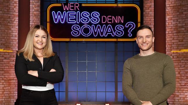 Als Kandidaten zu Gast bei "Wer weiß denn sowas?": Die Fitness-Bloggerin Sophia Thiel und der Fitness-Youtuber Sascha Huber.