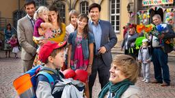 Paul Kleist, Piwi Kleist, Michael Sandmann, Rosalie Kleist, Lisa Kleist, Inge Kleist, Clara Hofer und Dr. Christian Kleist