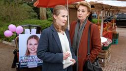 Frau Küppers (Saskia Fischer) erkennt sich in der jungen, ambitionierten Lokalpolitikerin Hedda Krull (Annika Schrumpf) wieder und möchte ihr helfen – auch menschlich.