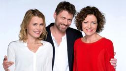 In Staffel 15 verliebt sich Sonja Röder (Madeleine Niesche, re.) in den Mann ihrer Schwester Eva (Andrea Lüdke). Nach langem Hin und Her werden Sonja und Tilmann Oberberg (Björn Bugri) ein Paar.