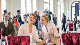 Sturm der Liebe Traumhochzeit 2017 Backstage Victoria Reich als Ella Kessler und Julia Alice Ludwig als Rebecca Herz