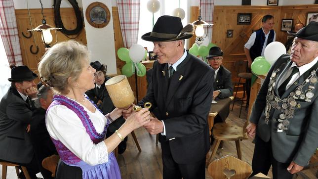 Hildegard und Werner beim Schützenfest