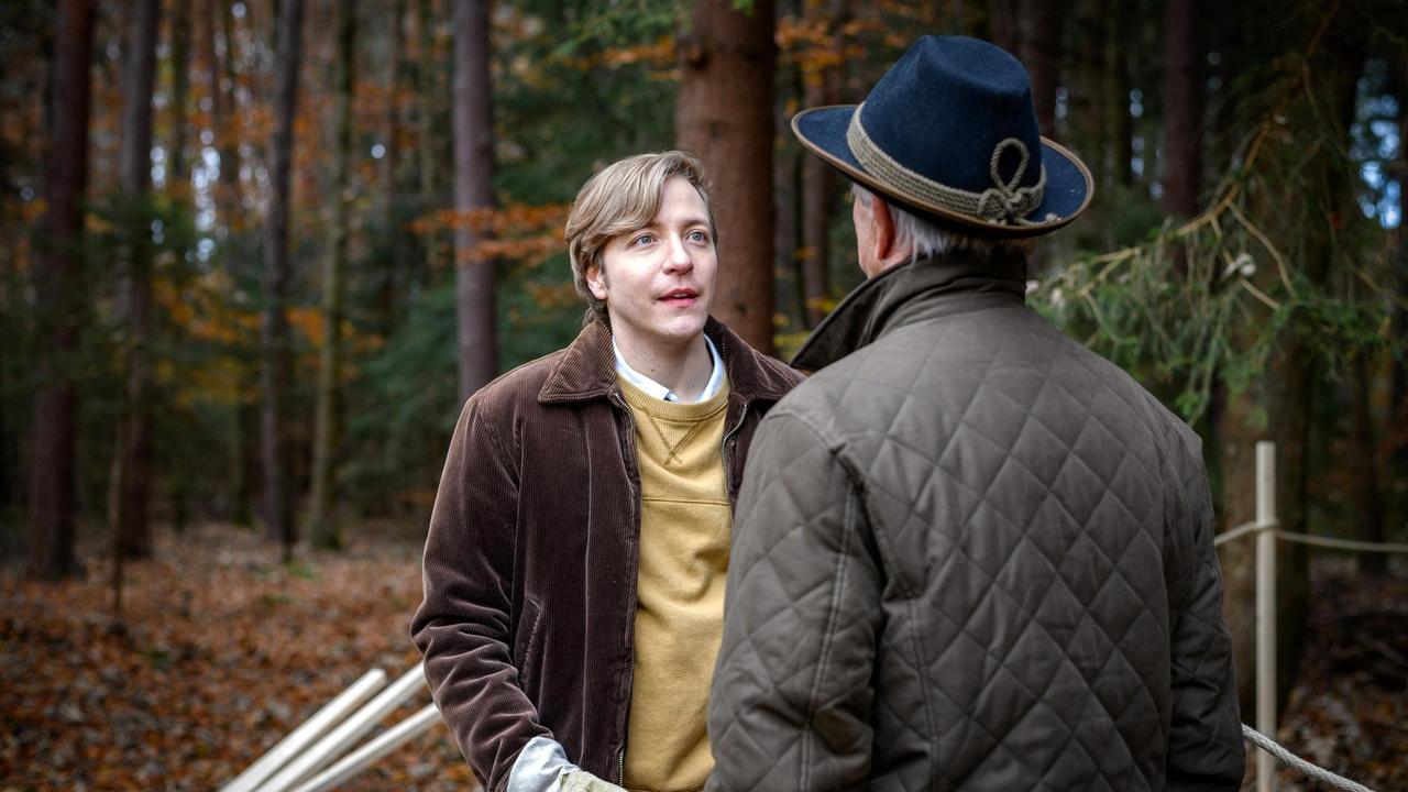 Gerry (Johannes Huth) macht Werner (Dirk Galuba) klar, dass man die Dinge beschützen muss, die einem am Herzen liegen.