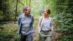 Katja (Isabell Stern) erkennt glücklich, dass Markus (Timo Ben Schöfer) ihr nachgegangen ist.