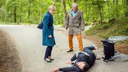 Linda (Julia Grimpe) ist entsetzt, dass André (Joachim Lätsch) Dirk (Markus Pfeiffer) in Lebensgefahr gebracht hat.