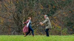 Melli (Bojana Golenac) träumt von einer Versöhnung mit André (Joachim Lätsch).