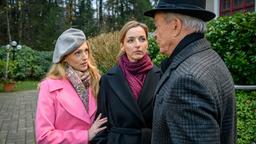 Rosalie (Natalie Alison) sagt Werner (Dirk Galuba) für Roberts Hochzeit ab, um Lia (Deborah Müller) beizustehen.