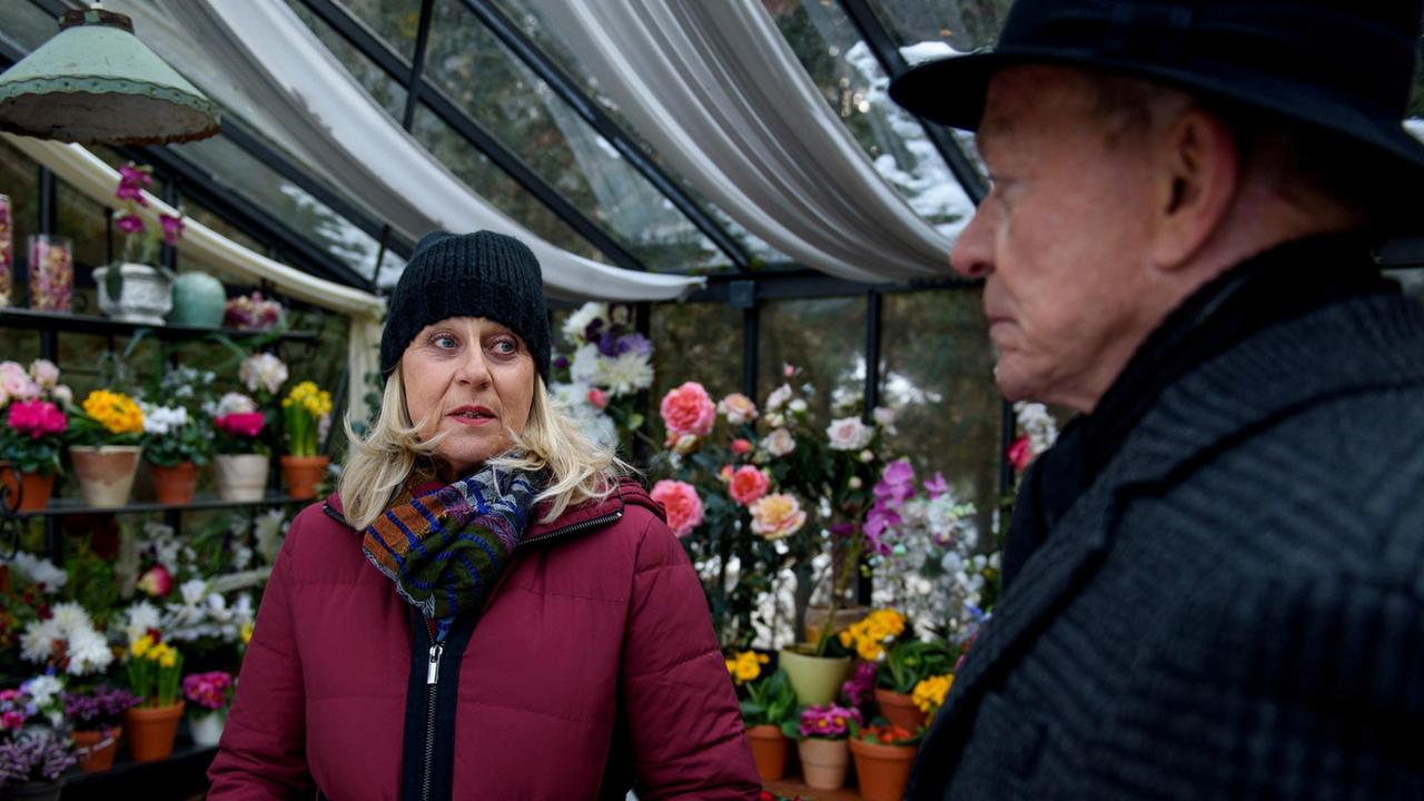 Werner (Dirk Galuba) und Charlotte (Mona Seefried) 