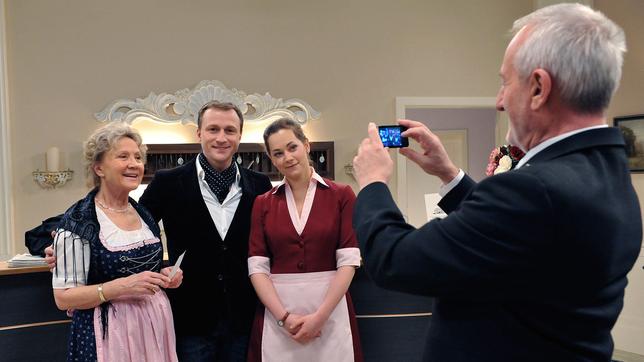 Bild: ARD/Ann Paur Hildegard, Chris Brenner, Tina und Alfons